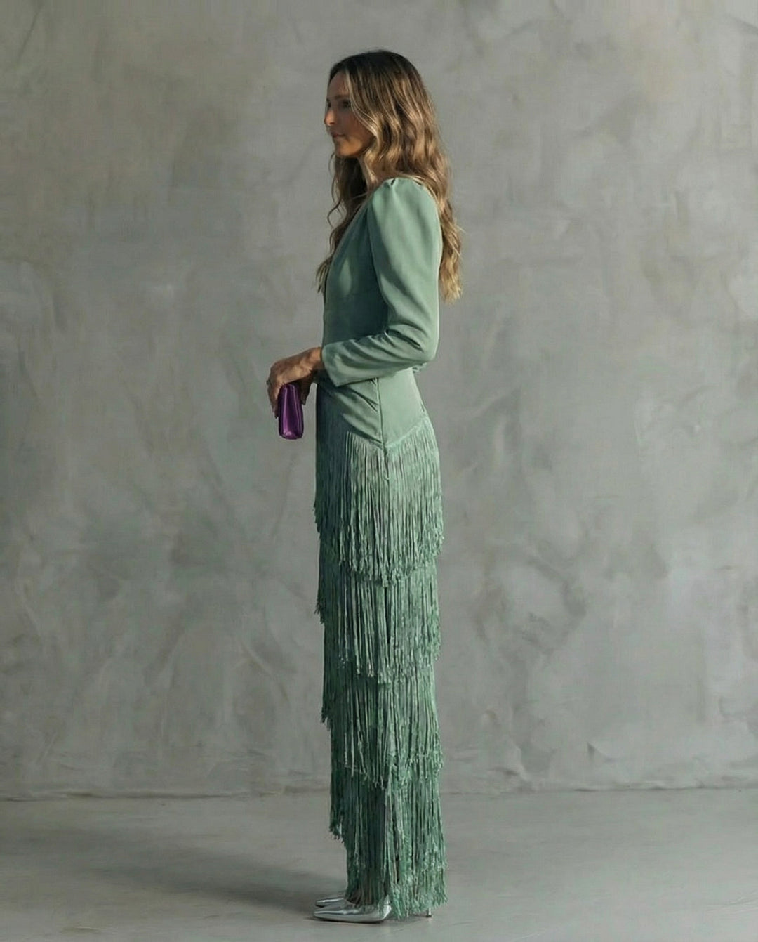 Alessia - Elegante abito midi con maniche a frange